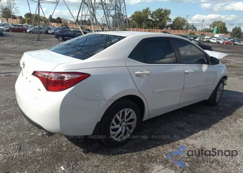 2017 Toyota Corolla Le z USA, uszkodzony, nr VIN 5YFBURHEXHP614265